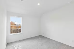 3737 Pierce Ln, Grand Prairie, TX 75052 - Photo 12