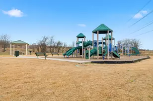 107 Bandana Cir, Newark, TX 76071 - Photo 18