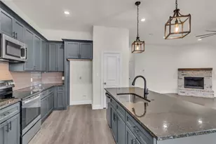 396 N Montague St, Pilot Point, TX 76258 - Photo 10