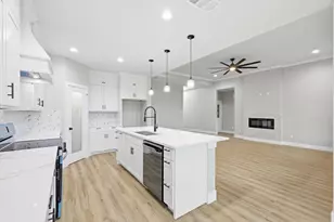 859 Harbor Point, Gun Barrel City, TX 75156 - Photo 4