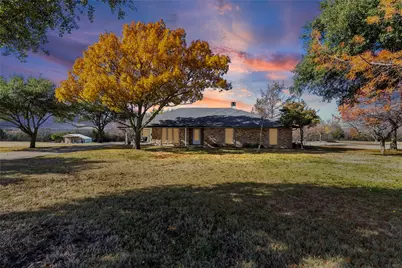 803 Westshore Drive, Saint Paul, TX 75098 - Photo 1