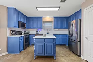 1510 White Willow Ln, Arlington, TX 76002 - Photo 12