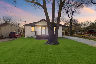 4325 Highland St, Lancaster, TX 75134 - Photo 2