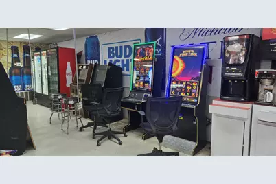 309 E Highway 82, Nocona, TX 76255 - Photo 24