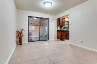 4146 Victoria Street, Irving, TX 75062 - Photo 6
