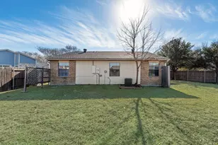 6000 Dunn Dr, The Colony, TX 75056 - Photo 16