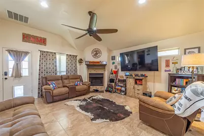 4203 Jasper Lane, Granbury, TX 76049 - Photo 12