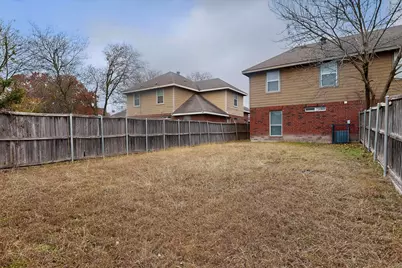 2760 Pike Drive, Lancaster, TX 75134 - Photo 24