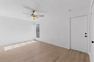 9918 Cedar Mountain Cir, Dallas, TX 75217 - Photo 12