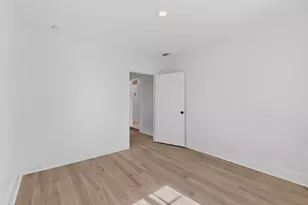 9918 Cedar Mountain Cir, Dallas, TX 75217 - Photo 20