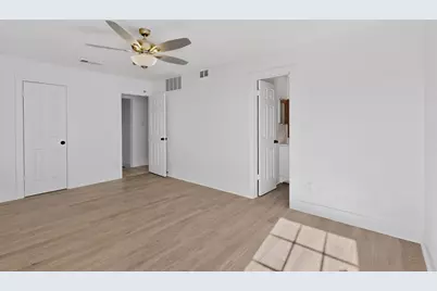 9918 Cedar Mountain Circle, Dallas, TX 75217 - Photo 14