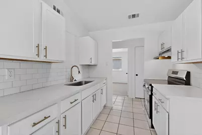 9918 Cedar Mountain Circle, Dallas, TX 75217 - Photo 8