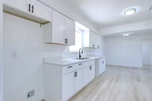 1523 Crescent Dr, Sherman, TX 75092 - Photo 6