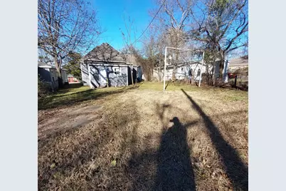 1326 W Sears Street, Denison, TX 75020 - Photo 16