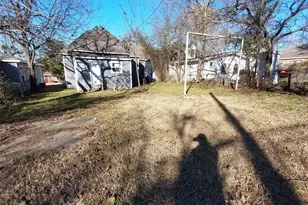 1326 W Sears St, Denison, TX 75020 - Photo 16