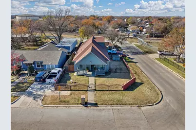 3700 8th Avenue, Fort Worth, TX 76110 - Photo 4