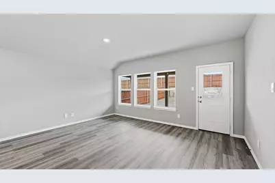 1908 Cherokee Lane, Cleburne, TX 76033 - Photo 12