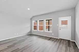 1908 Cherokee Ln, Cleburne, TX 76033 - Photo 12