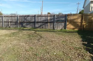 1510 Carson St, Dallas, TX 75216 - Photo 20