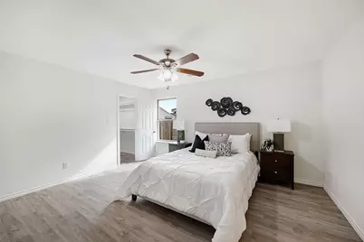 1605 Village Park Trail, Burleson, TX 76028 - Photo 14