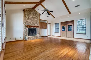 330 Deer Track Rd, Weatherford, TX 76085 - Photo 2