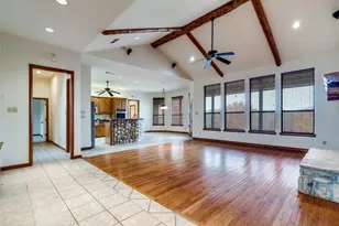 330 Deer Track Rd, Weatherford, TX 76085 - Photo 4