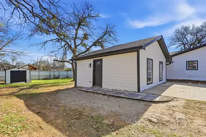 2741 Meaders Avenue, Fort Worth, TX 76112 - Photo 2