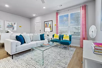 232 Wagon Spoke Way #17, Fort Worth, TX 76120 - Photo 8