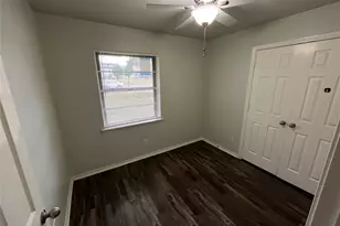 1841 S Perry Rd, Carrollton, TX 75006 - Photo 18