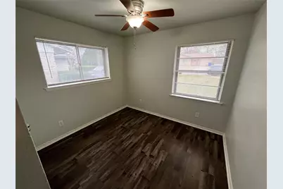 1841 S Perry Road, Carrollton, TX 75006 - Photo 16