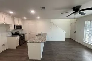 2526 S Fannin Ave, Denison, TX 75020 - Photo 4