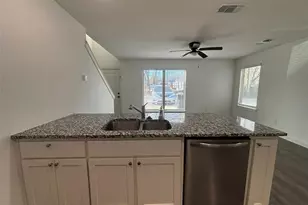 2526 S Fannin Ave, Denison, TX 75020 - Photo 6