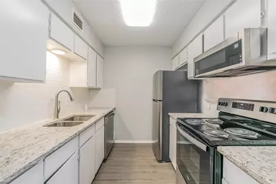 5013 Geddes Avenue #B, Fort Worth, TX 76107 - Photo 10