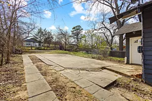 1310 W Morton St, Denison, TX 75020 - Photo 40