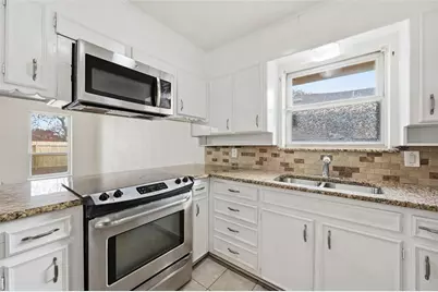 1661 Juniper Lane, Lewisville, TX 75077 - Photo 6