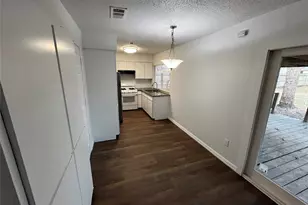 2901 Lanette Ln, Arlington, TX 76010 - Photo 6