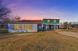 604 S Spears St, Alvarado, TX 76009 - Photo 1