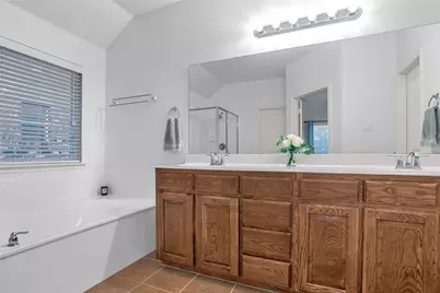 10409 Flat Creek Trail, McKinney, TX 75072 - Photo 18