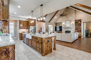 12716 Bella Vita Dr, Fort Worth, TX 76126 - Photo 8