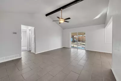 121 Quail Creek Drive, Crowley, TX 76036 - Photo 10