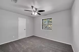 121 Quail Creek Dr, Crowley, TX 76036 - Photo 22