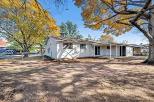 121 Quail Creek Dr, Crowley, TX 76036 - Photo 24
