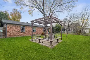 621 Twilight Dr, Garland, TX 75040 - Photo 22