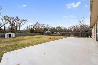 1627 Tanglewood Drive, Azle, TX 76020 - Photo 22