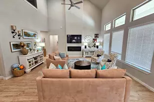 198 Western Way, Waxahachie, TX 75165 - Photo 4