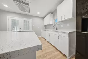 2350 W Cherry St, Paris, TX 75460 - Photo 6