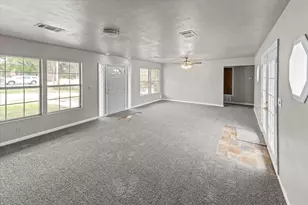 124 Lone Star St, Whitney, TX 76692 - Photo 18