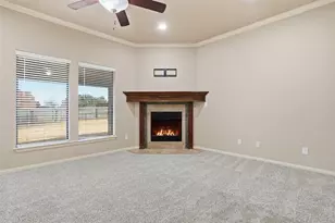 3202 Bowie St, Granbury, TX 76049 - Photo 32