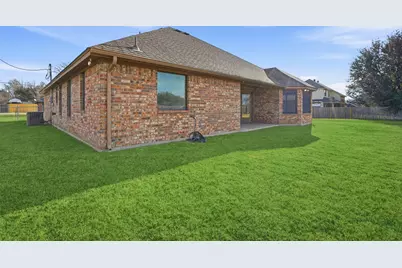 3202 Bowie Street, Granbury, TX 76049 - Photo 34