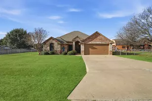 3202 Bowie St, Granbury, TX 76049 - Photo 1